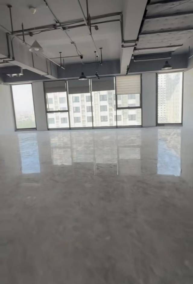 万达广场 精装写字楼